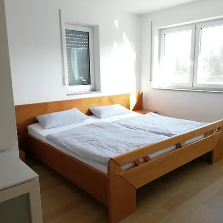 Weishaupt Apartment Meckenbeuren